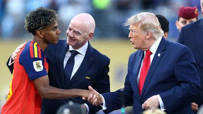 Donald Trump félicite Lamine Yamal, vainqueur de la Coupe du monde 2026 avec l’Espagne.
