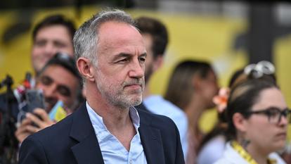 Emmanuel Gregoire à l’arrivée du Tour de France 2026, dimanche 26 juillet.