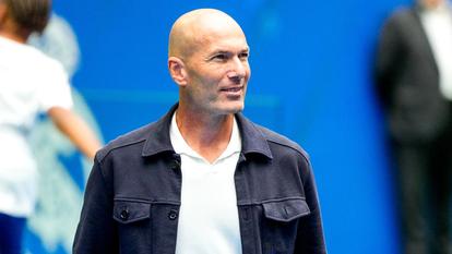 Zinédine Zidane va être nommé sélectionneur de l’équipe de France de football ce mardi.