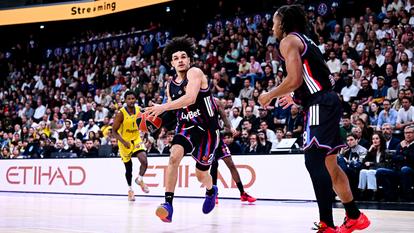Nadir Hifi et le Paris Basketball débuteront la saison d’Euroligue en Grèce.