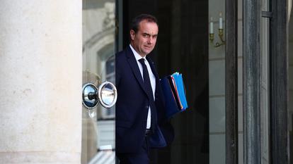 Le chef du gouvernement n’ignore pas que plusieurs de ses ministres le pressent de s’engager dans la campagne.