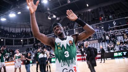 Sylvain Francisco s’engage au Panathinaïkos pour un contrat de trois ans.