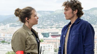 Dounia COESENS (Lola) Pierre-Yves BON (Tom) TOM & LOLA François LEFEBVRE - France Télévisions - DEMD PRODUCTIONS