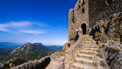 Le château fort cathare de Quéribus, l’un des multiples que compte l’Aude.