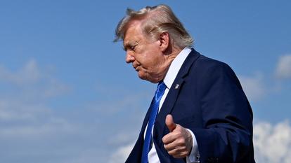 Donald Trump à l’aéroport municipal de Morristown, dans le New Jersey (États-Unis), le 31 juillet 2026.