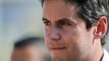Gabriel Attal, candidat et secrétaire général de Renaissance, à Nevers, le 15 juillet 2026.
