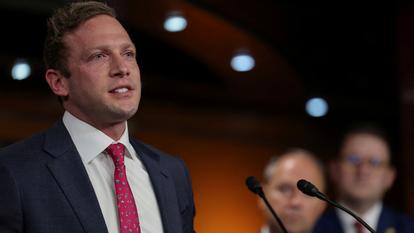 Max Miller, député républicain de l’Ohio au Congrès américain, a jusqu’à mercredi pour se retirer de l’élection.