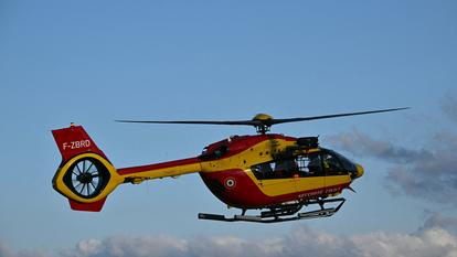 Des hélicoptères de la sécurité civile ont été mobilisés.
