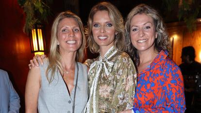 Sylvie Tellier et ses sœurs, Stéphanie et Anne-Sophie