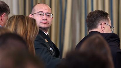Accusé d’être un fidèle de Benyamin Netanyahou sans expérience en renseignement, le nouveau chef du Mossad, Roman Gofman, entré en fonction en juin dernier, est déjà sur la sellette.