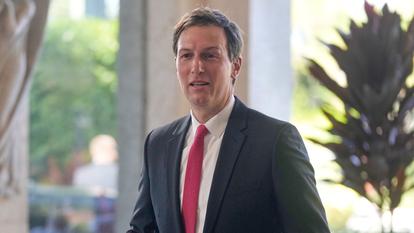 Jared Kushner (ici, le 1er février, à Palm Beach, en Floride) est en visite au Proche-Orient pour relancer le plan de paix américain pour la bande de Gaza.