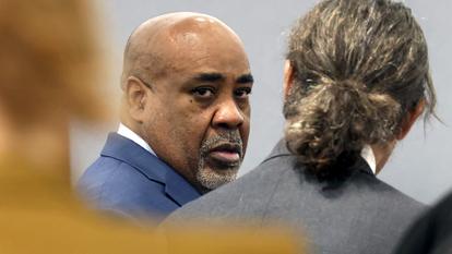 Duane « Keffe D » Davis, ancien membre des South Side Compton Crips, un gang d’un quartier sensible de Los Angeles, est accusé d’avoir commandité le meurtre du rappeur Tupac Shakur en 1996.