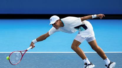 Brandon Nakashima lors de son match contre Daniil Medvedev lors de l’Open de Cincinnati, le 18 août 2026.
