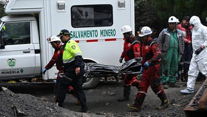 Une explosion à l’intérieur de la mine a provoqué des mouvements et la chute de terre sur les travailleurs. Photo d’illustration.