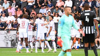 La joie des Lillois après le but d’Olivier Giroud à la 11e minute.
