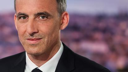 Le leader et désormais candidat de Place publique, Raphaël Glucksmann, sur le plateau du « 20 Heures » de TF1 (photo d’illustration).