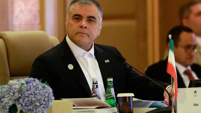 Le ministre iranien du pétrole, Mohsen Paknejad, lors de la 27e réunion ministérielle du Forum des pays exportateurs de gaz (GECF) à Doha, le 23 octobre 2025.