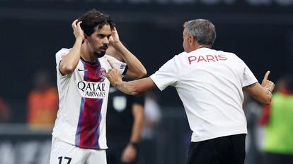 Ici avec Vitinha, Luis Enrique ne prend pas de gant dans ce début de saison.