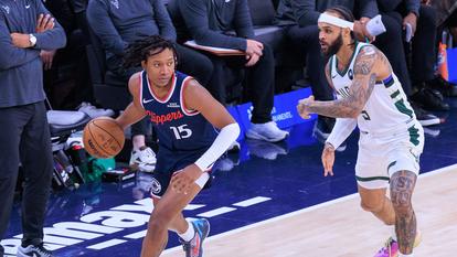 Tyty Washington (à gauche) lors de la dernière saison NBA.