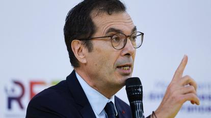 Également interrogé sur une éventuelle désindexation des retraites, Jean-Pierre Farandou a souligné «la nécessité d’avoir une réforme puissante pour rééquilibrer le système des retraites».