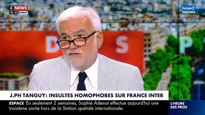Pascal Praud dénonce les humoristes de France Inter.