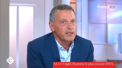 Marc-Olivier Fogiel dans «C à vous» sur France 5.