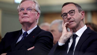 L’ancien premier ministre LR et député, Michel Barnier, et le candidat LR à la présidentielle, Bruno Retailleau.