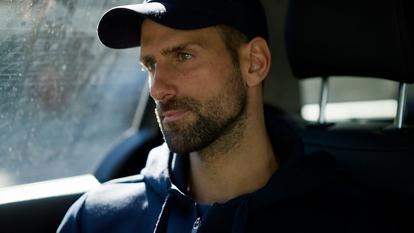 Novak Djokovic dans le documentaire Le loup en hiver.
