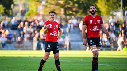 Baptiste Serin et Charles Ollivon lors du match amical entre Clermont et Toulon le 28 août au stade Marcel Michelin.