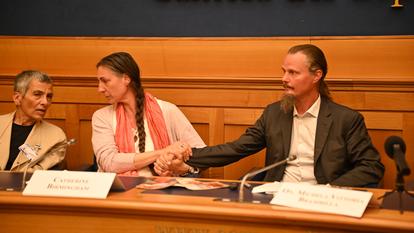 Catherine Birmingham et Nathan Trevallion espèrent un retour définitif de leurs enfants à leur domicile.