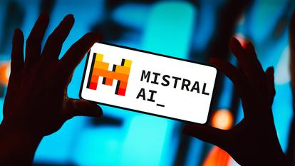 L’entreprise Mistral développe des modèles de langage.