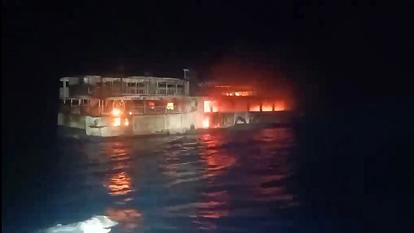 Le ferry en feu aux Philippines, 10 septembre 2026.