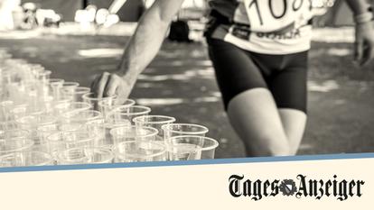 Lors d’un marathon, les points de ravitaillement sont nombreux.