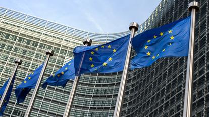 Devant le siège de la Commission européenne.