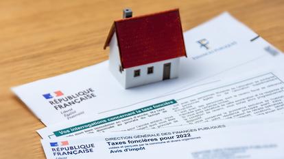 Mensualiser sa taxe foncière permet de répartir les prélèvements sur dix mois.