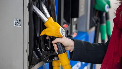 En huit mois, un plein d’essence de 50 litres a augmenté de 25 euros.