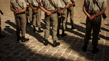 Pour financer les retraites des militaires, l’État cotise à plus de 126 %.
