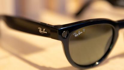 Des lunettes de soleil Ray-Ban Meta sont exposées lors de l’événement annuel Meta Connect au siège de l’entreprise en Californie, États-Unis, le 24 septembre 2024.