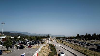 Les faits se sont produits sur une aire d’autoroute.