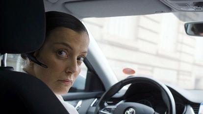 Camille Lellouche dans le film L’Heureuse élue.