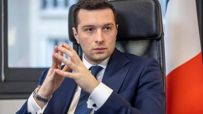 Le président du Rassemblement national, Jordan Bardella, répond aux questions du Figaro dans son bureau, au siège du parti, quelques jours après les municipales de 2026
