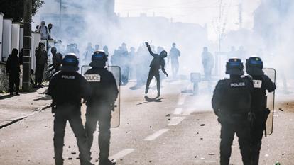 Le 1er octobre 2026, des lycéens du campus de Kerichen participent à une manifestation dans les rues de Brest.
