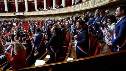 En raison de la tenue des prochaines élections présidentielles, deux niches parlementaires par mois auront lieu à l’Assemblée nationale d’ici février 2027.