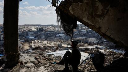Un an après la trêve négociée par Donald Trump, Gaza reste partagée entre Tsahal, qui occupe près des deux tiers du territoire, et le Hamas.