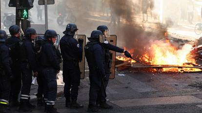 «Le risque est désormais la coagulation de ces adversaires de l’État et de la Nation qui permettrait la saturation des forces de l’ordre»