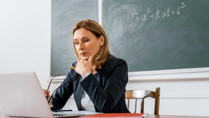 Le logiciel permet aussi de lister les besoins en recrutements et les besoins non couverts par discipline et par établissement.