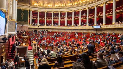 Les députés en séance publique dans l’hémicycle de l’Assemblée nationale.