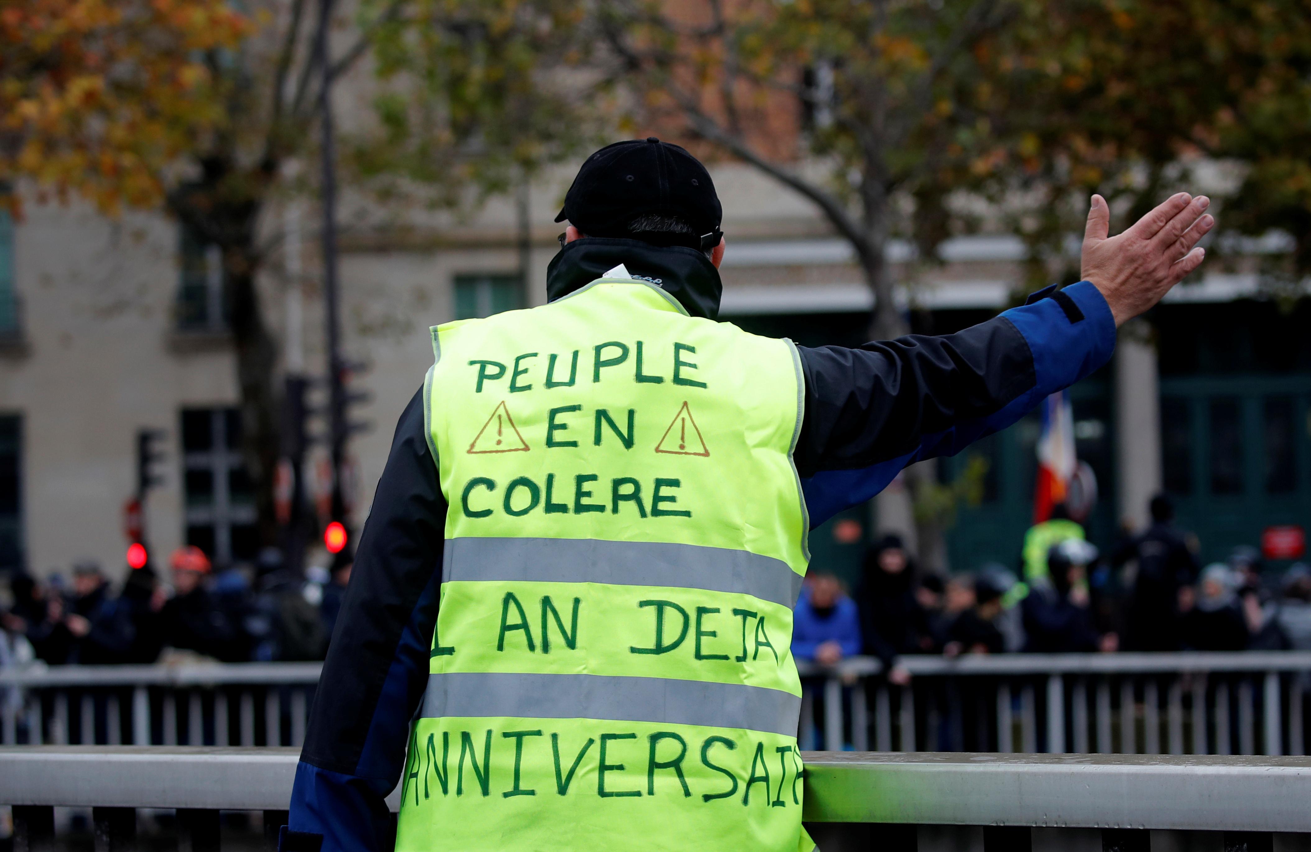 Gilets Jaunes Les Images Du 1er Anniversaire Du Mouvement