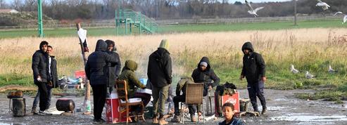 Calais : une enquête de l'armée après les dérapages d'un véhicule militaire dans un camp de clandestins