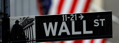 Wall Street finit en ordre dispersé, les bancaires chutent, la tech rebondit